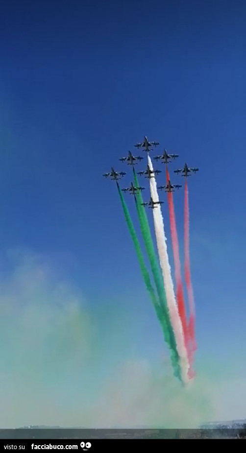 Festa della Repubblica Frecce tricolore Calabria