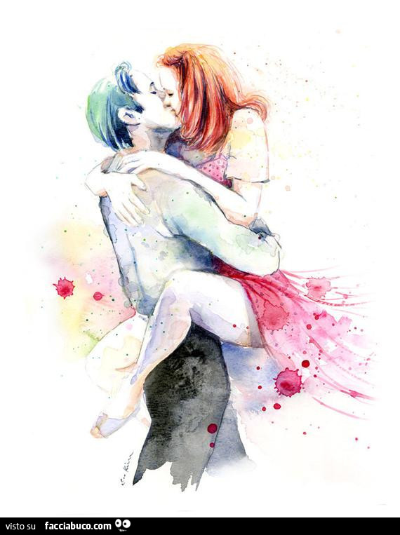 Abbraccio e bacio romantico