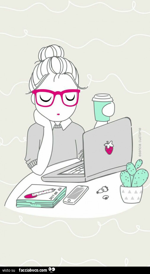 Ragazza con gli occhiali al computer