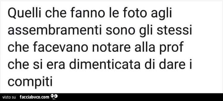 Quelli che fanno le foto agli assembramenti sono gli stessi che facevano notare alla prof che si era dimenticata di dare i compiti