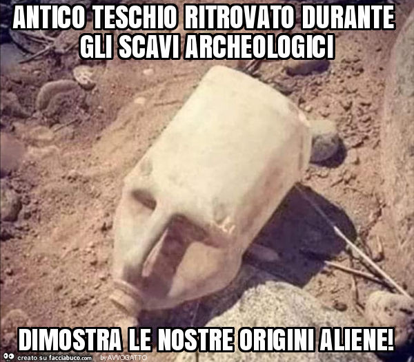 Antico teschio ritrovato durante gli scavi archeologici dimostra le nostre origini aliene