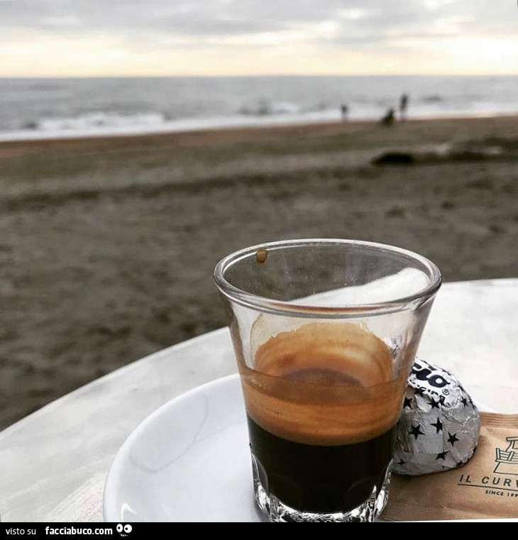 E Anche Oggi Pausa Caffe Di Fretta Per Compensare Ci Metto Un Bel Facciabuco Com