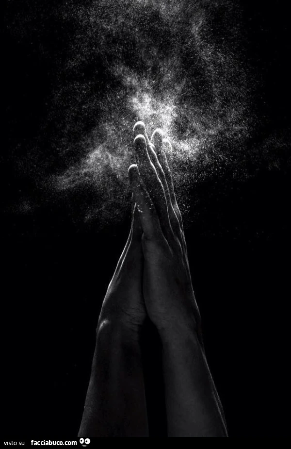 Particelle dalle mani