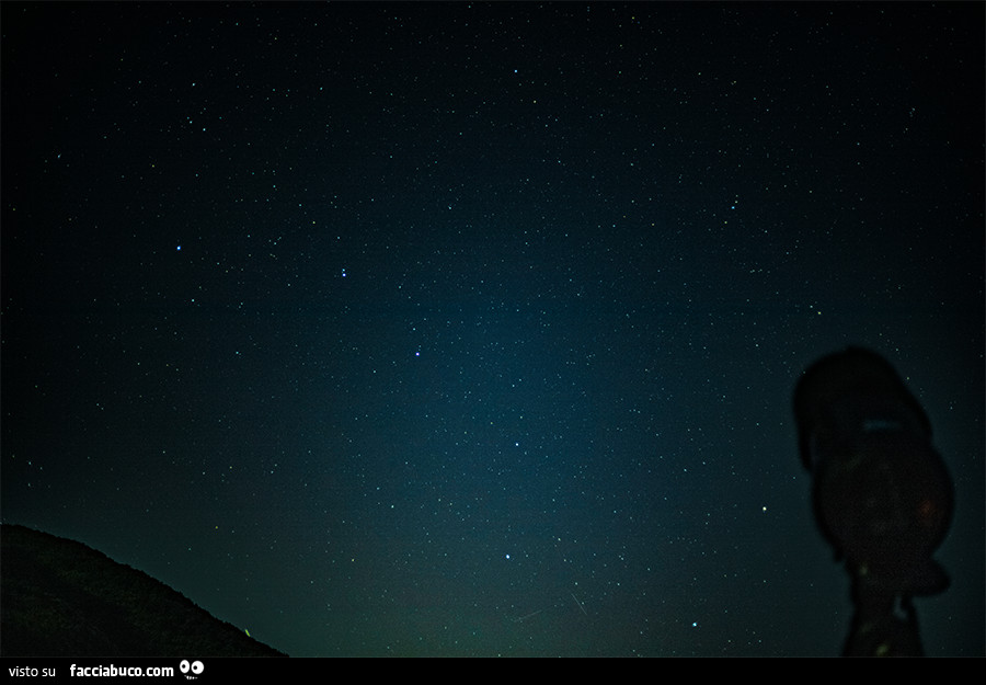 Notte stellata col telescopio
