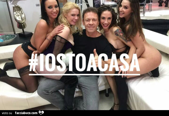 Rocco Siffredi: io sto a casa